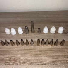 Wilton 24 Piece Cake