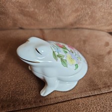 Aynsley  Frog trinket box