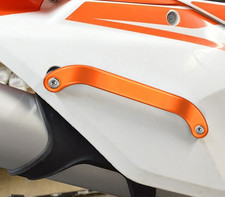 23- Rear Enduro Grab Handle