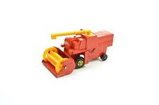 MATCHBOX 51 COMBINE HARVESTER