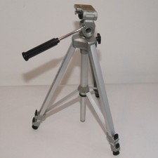 Velbon VEB 3C Tripod Pan Head Adjustable Legs & Feet Silver Lightweight 