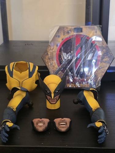 Hot toys deadpool wolverine - toys,
