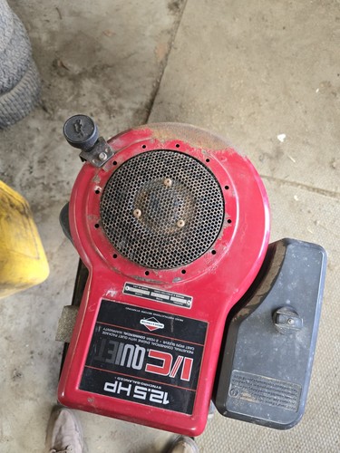 Briggs and stratton - briggs,