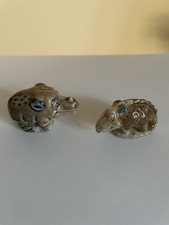 2 vintage Wade Whimsies