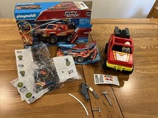 PLAYMOBIL FIRE ENGINE 71194