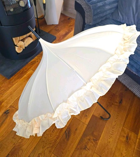 Cream wedding pagoda - wedding, parasol/