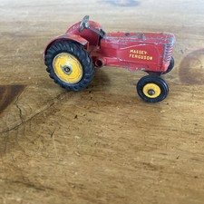 DINKY TOYS MASSEY HARRIS