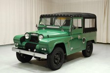 Austin Gipsy MK4 1964 Workshop