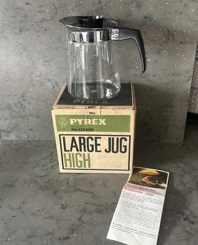 Pyrex vintage coffee jug - coffee, no