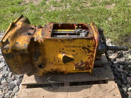 Massey ferguson 165 gearbox - ferguson,