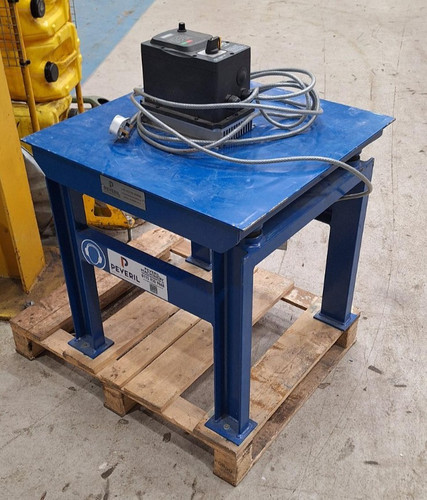 600mm vibrating table - x,