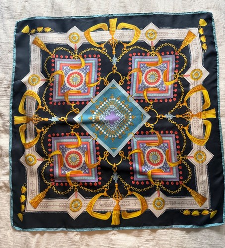 Gucci vintage 100 silk - gucci,