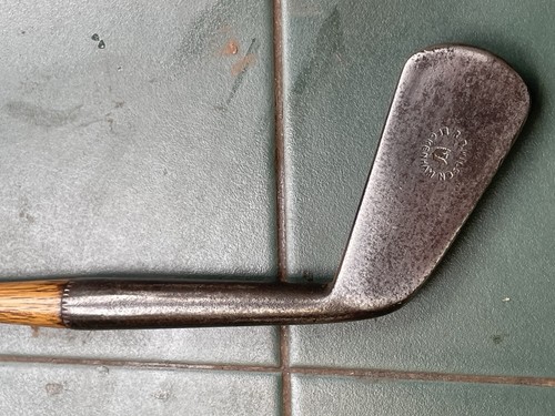 Hickory golf club - hickory, condie