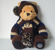 Disney Store Winter Dress Up Winnie The Pooh Stamped Plush Limited Edition 2005