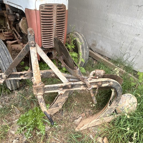 Ford tractor mounted furrow - mounted, 2