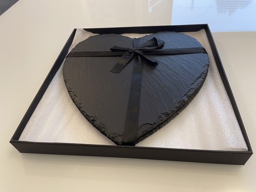 Natural heart slate serving - 2,