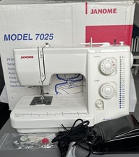 Janome 7025 Sewing Machine