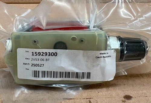 Hydraulic flow control - hydraulic, valve