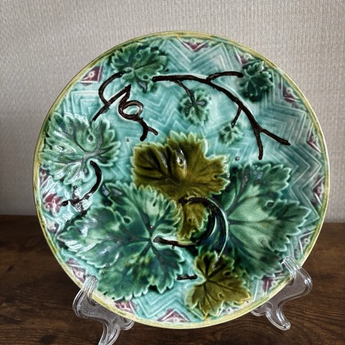 Antique majolica pottery plate - majolica,