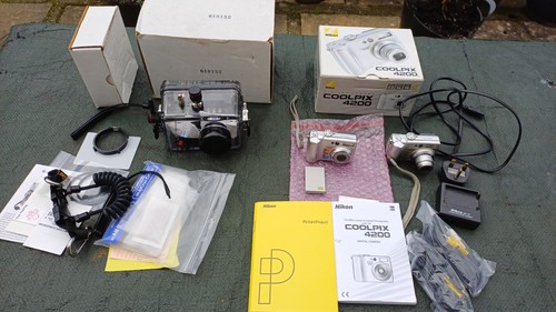Ikelite underwater camera - underwater,