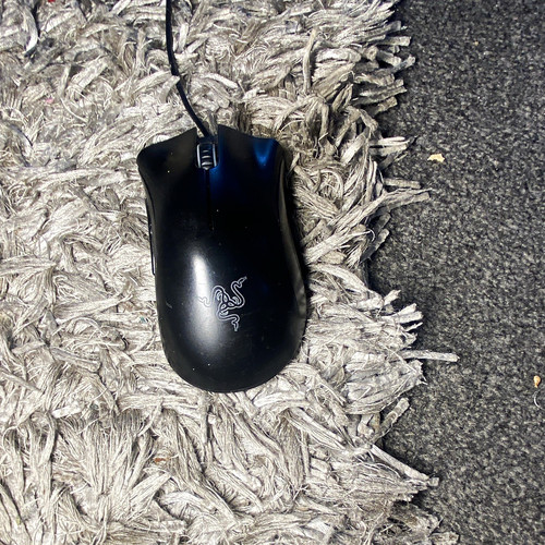 Razer deathadder essential - razer,