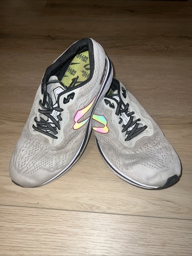 Men newton gravity - newton, plus