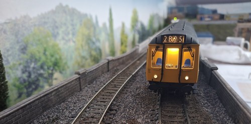 Dapol class 121 dmu - 121,