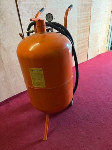 Portable sandblasting pressure - portable,