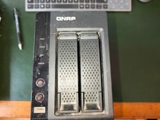 QNAP NAS TS 220 SEMI WORKING