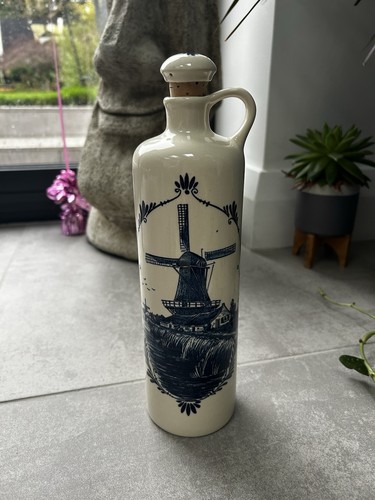 Hand painted delft - delft, blue