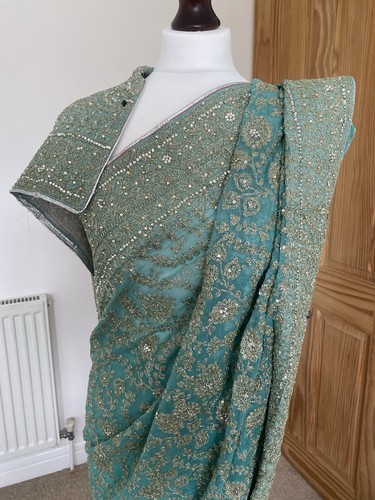 Turquoise gold embellished - gold,