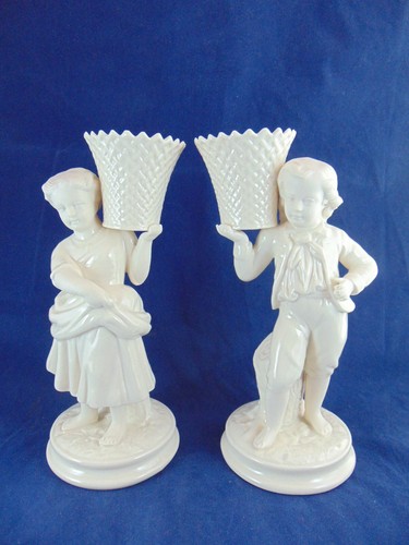 Belleek girl boy - girl, basket