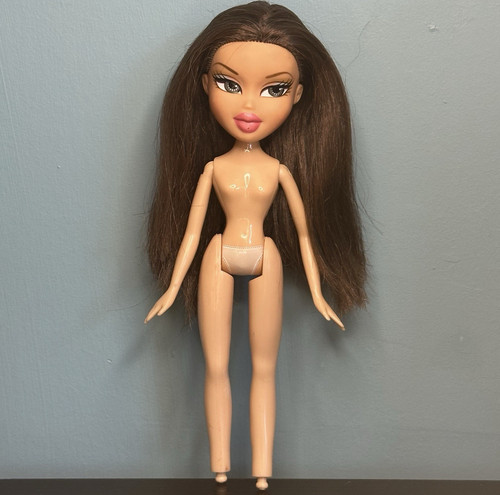 Bratz doll play sportz race - bratz,