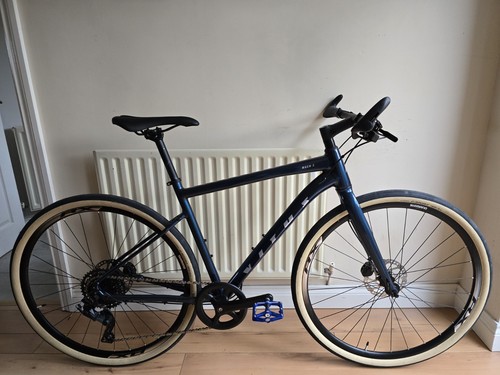 Vitus mach vrs hybrid - 3, bike