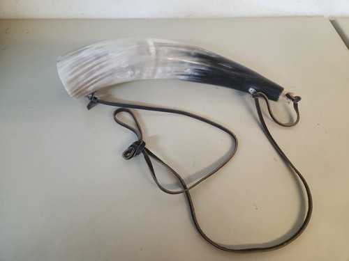 Vintage polished powder horn - polished,