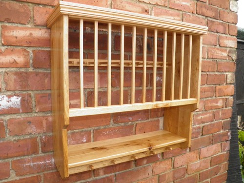 Solid rustic oak plate rack - solid,