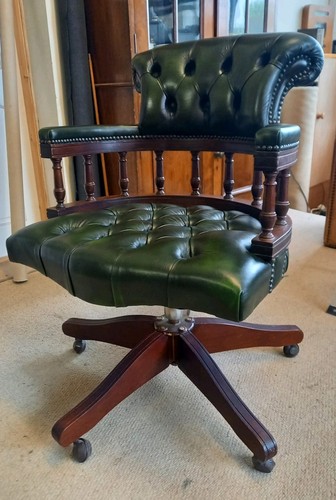 Vintage chesterfield style - chesterfield,