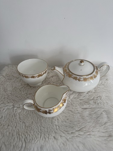 Vintage wedgewood bone china - wedgewood,