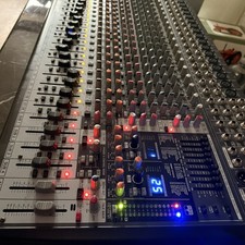 Behringer SX3242FX Eurodesk 32
