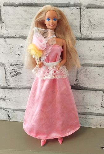 Sweet roses barbie - barbie, doll