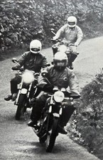SUZUKI GT250A v KAWASAKI KH250 v HONDA CJ250T v  YAMAHA RD250C COMPARISON TEST