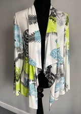 Chesca Open Floral Leaf