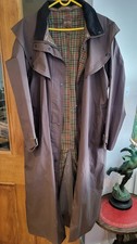 Jack Murphy ladies brown outdoor caped waterproof trench coat. Size 14 (no hood)