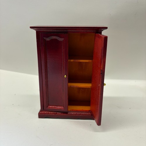 12th scale dolls house - 1:12th,