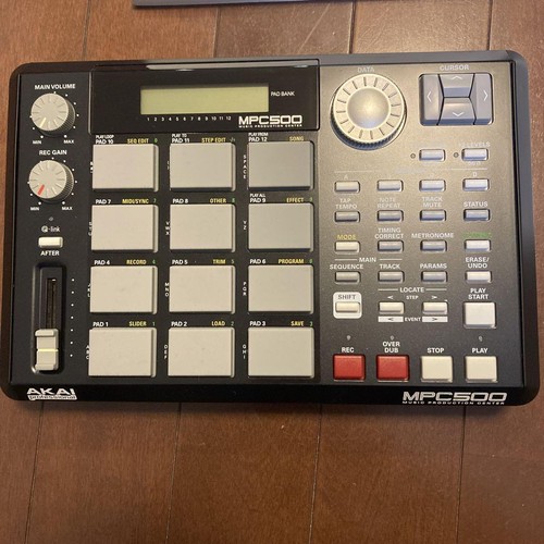 Akai production mpc500 sampler - production,