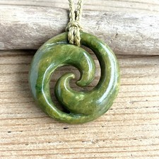 New Zealand Flower Pounamu