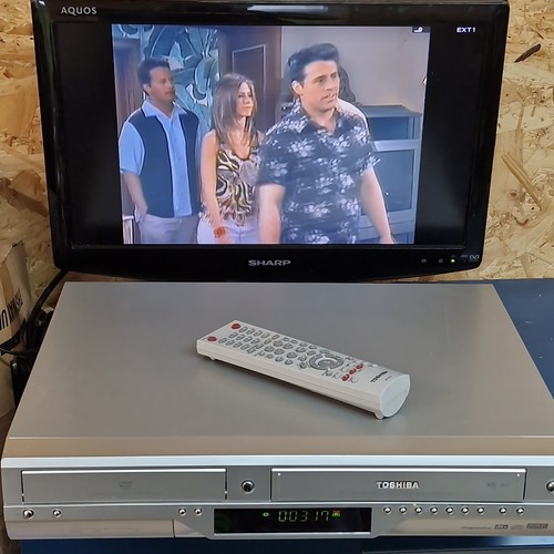 Toshiba vhs dvd - toshiba,