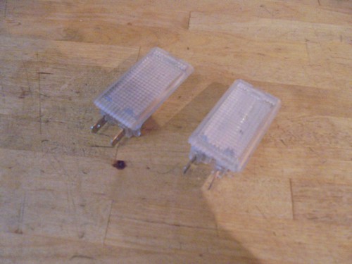 Insignia footwell lights - insignia,