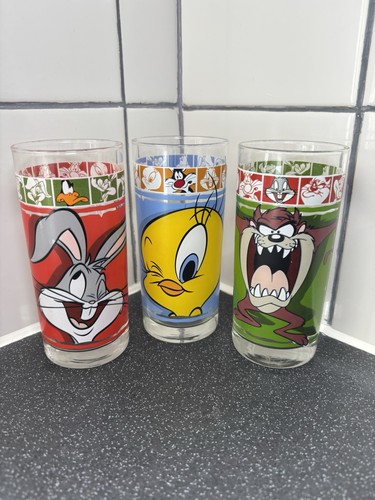 Vintage looney tunes drinking - tunes,