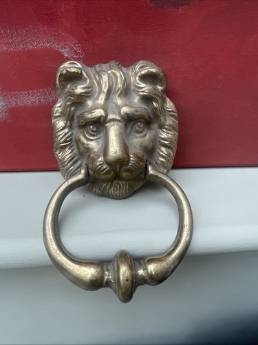 Large heavy brass vintage lion - large,